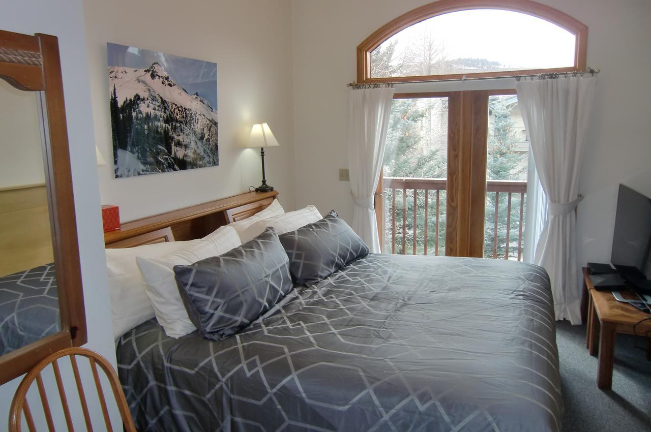 Mein Haus Bed & Breakfast Ейвон Екстер'єр фото