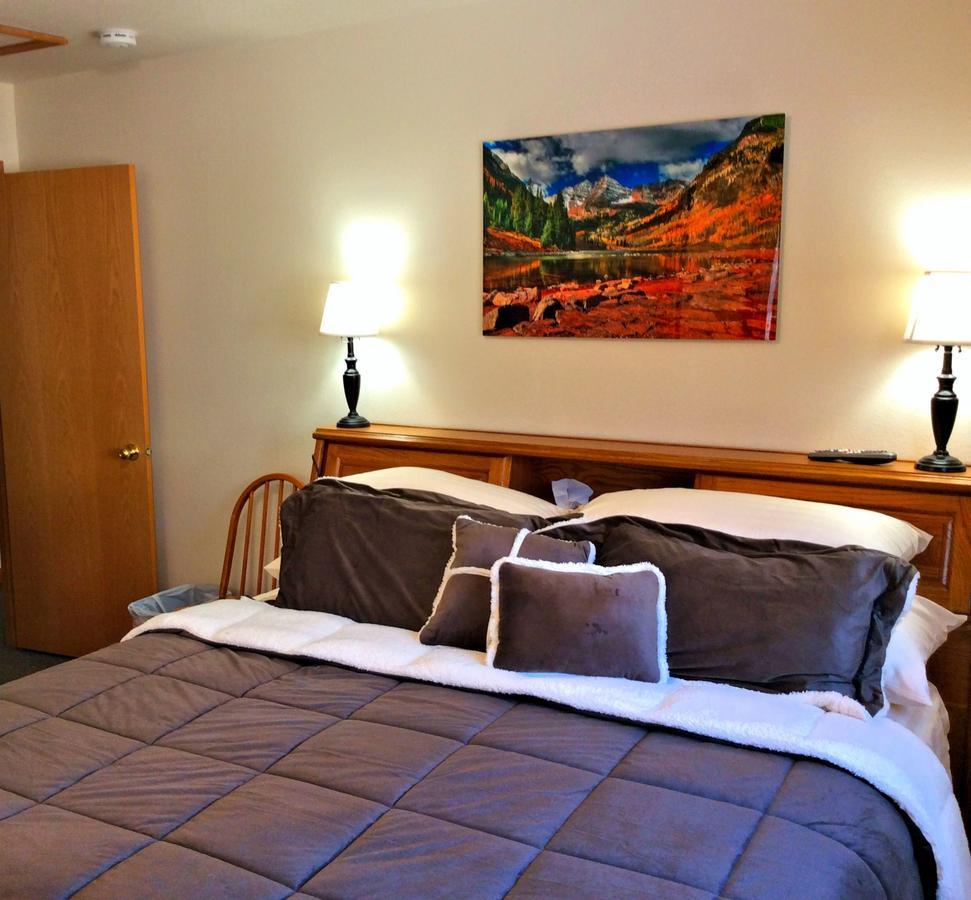 Mein Haus Bed & Breakfast Ейвон Екстер'єр фото