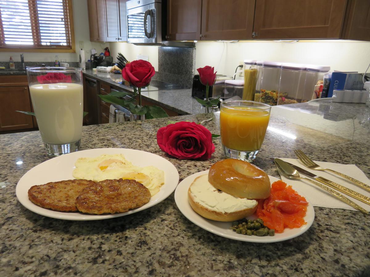 Mein Haus Bed & Breakfast Ейвон Екстер'єр фото
