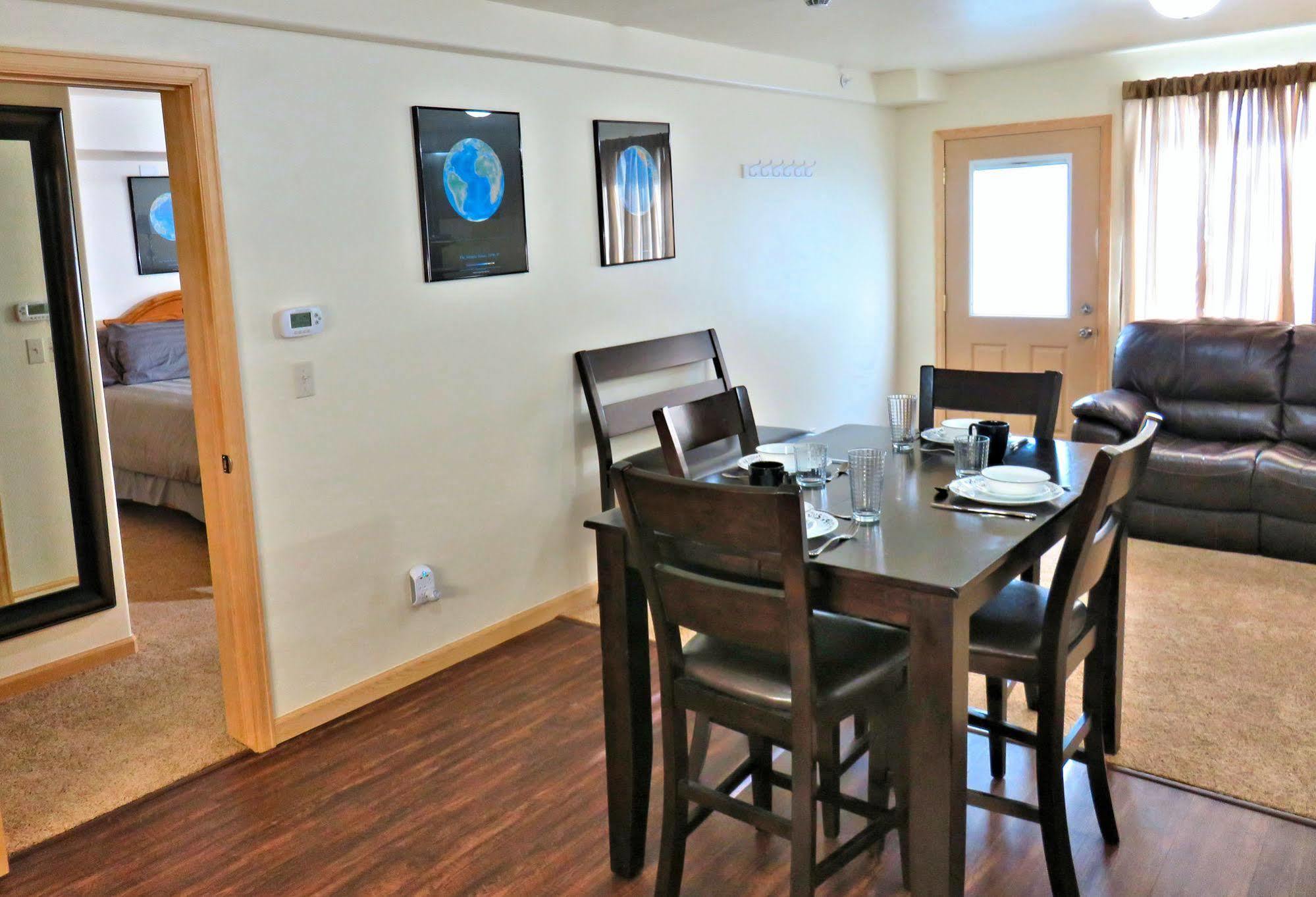 Mein Haus Bed & Breakfast Ейвон Екстер'єр фото